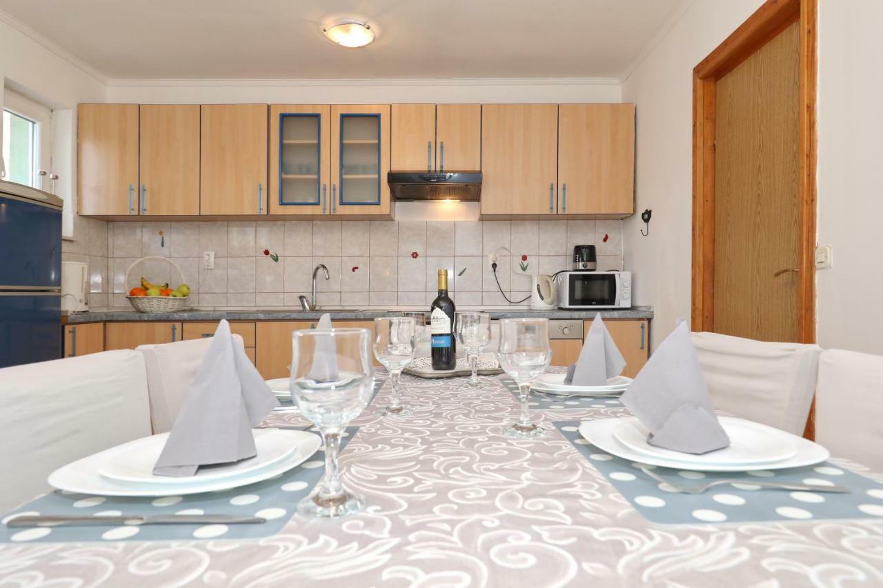Zdravka Holiday home *